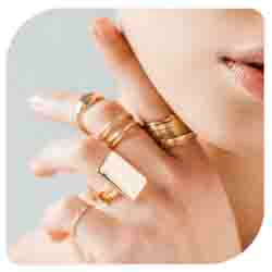 Anelli | Iside Gioielli
