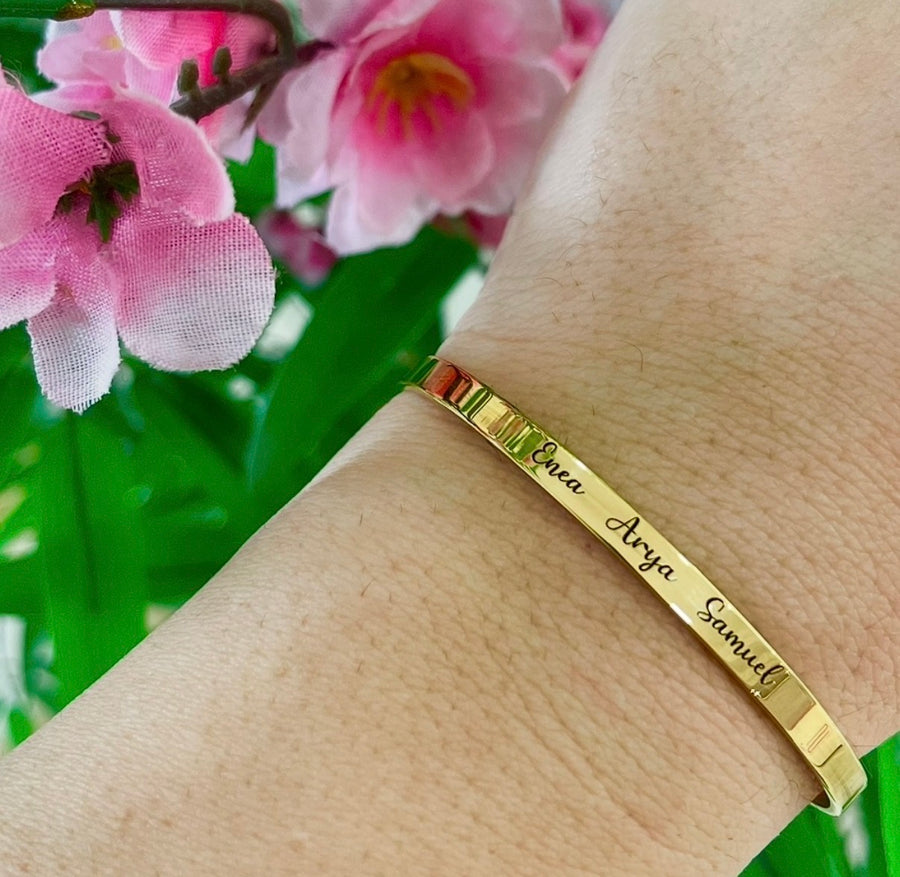 Bracciale Rigido con Incisione