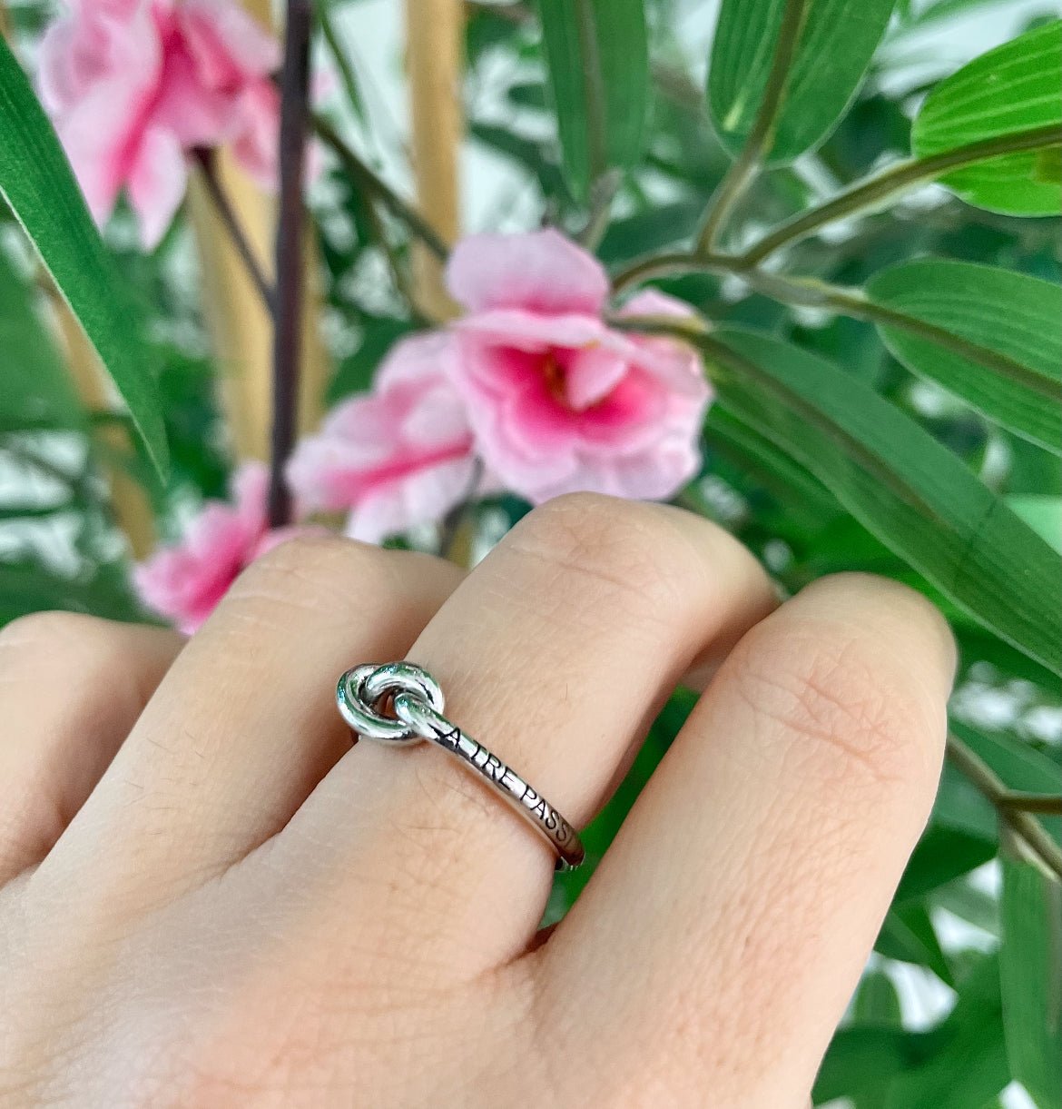 Anello Nodo d'Amore con Incisione - Iside® - Gioielli Personalizzati