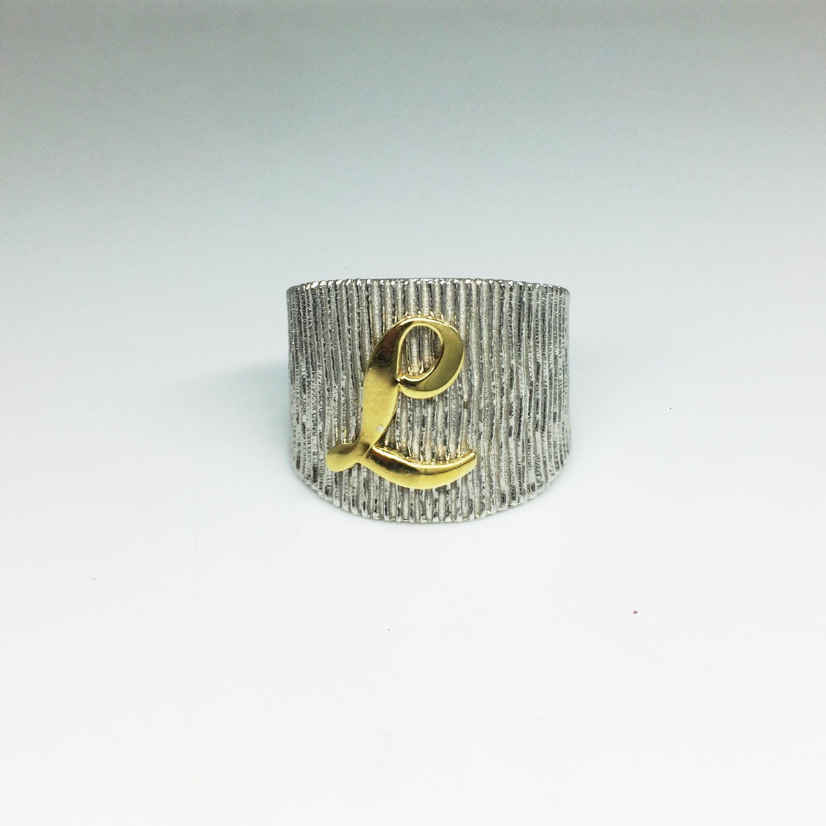Anello Big Letter - Iside Gioielli