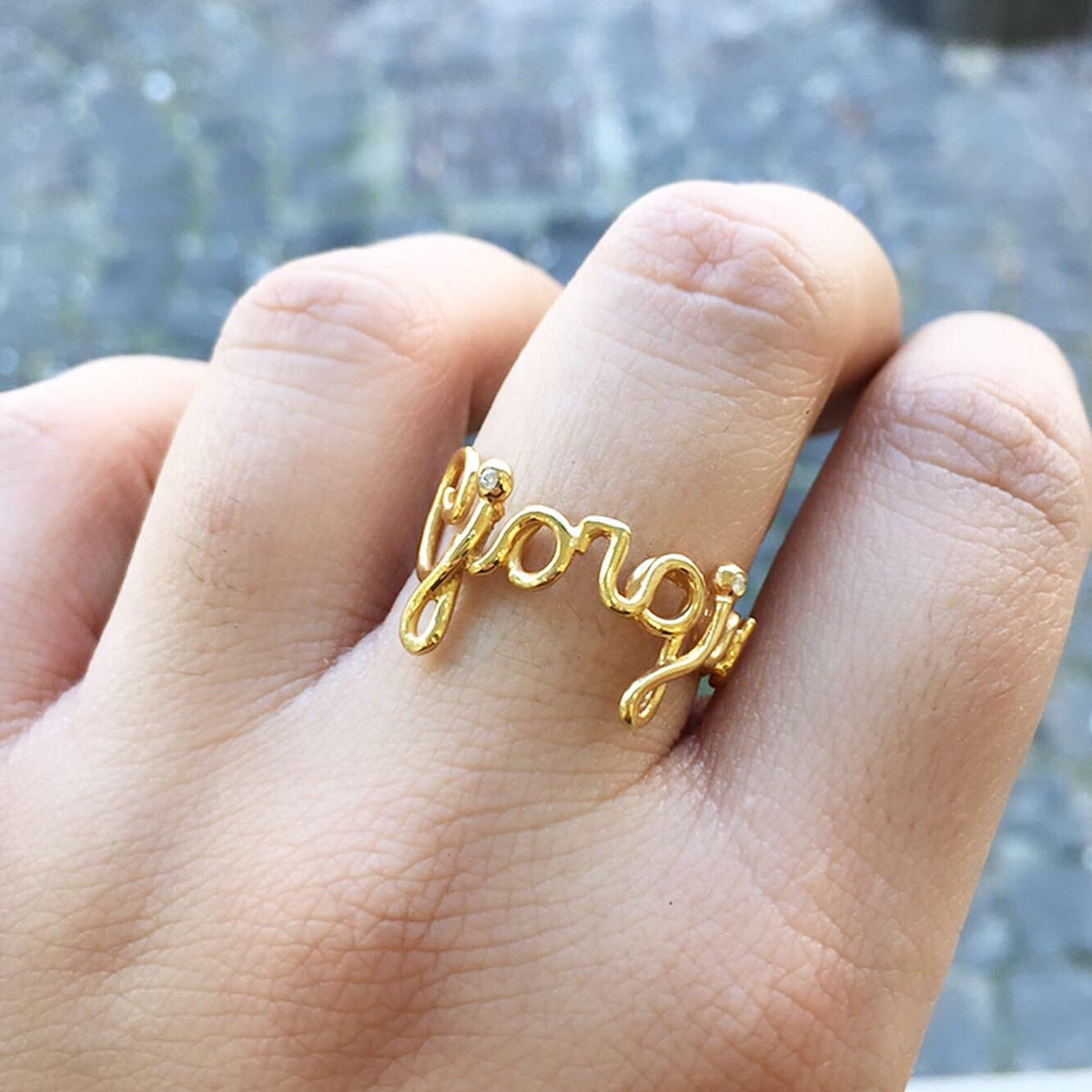 Anello Filo Nome - Iside Gioielli