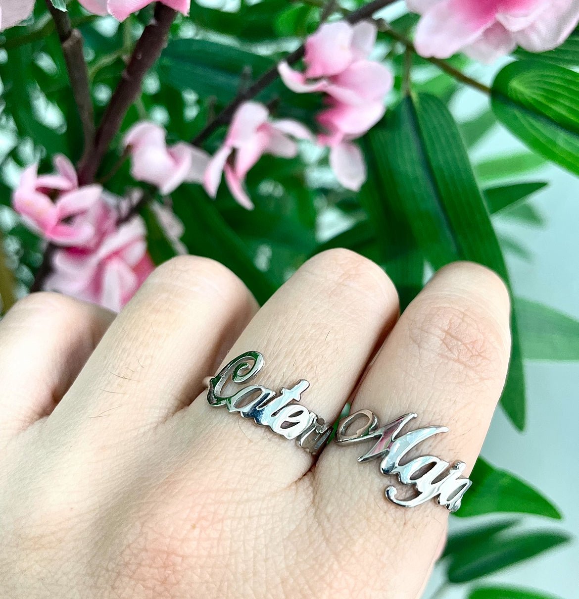Anello Nome Corsivo - Iside® - Gioielli Personalizzati